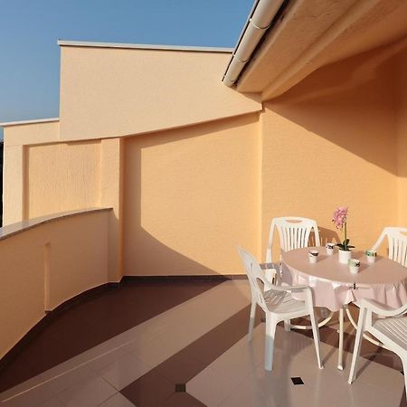 City Pool Apartments Novalja Zewnętrze zdjęcie