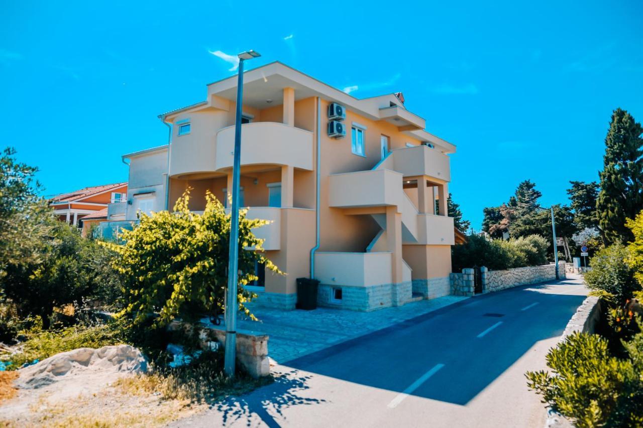 City Pool Apartments Novalja Zewnętrze zdjęcie