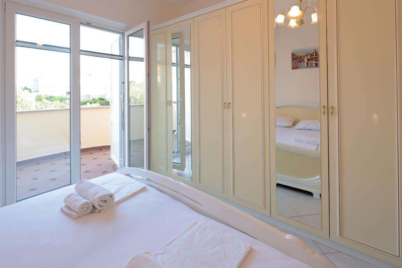 City Pool Apartments Novalja Zewnętrze zdjęcie