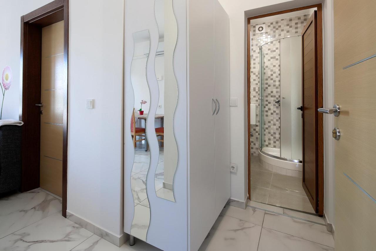 City Pool Apartments Novalja Zewnętrze zdjęcie